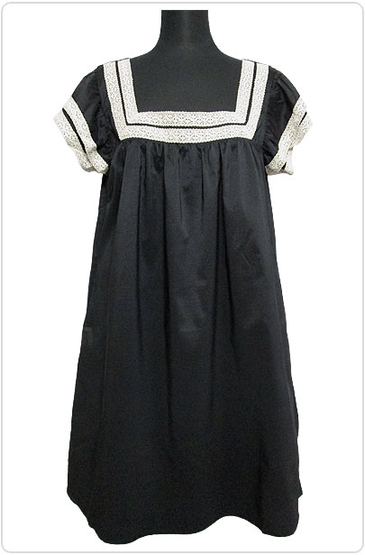 Square-Neck Lace Trim Dress/Black
